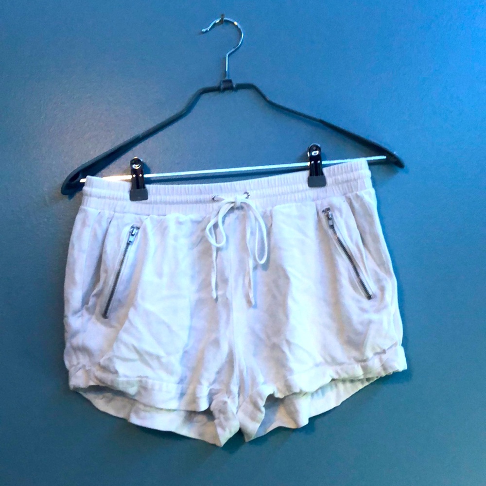 Forever 21 white shorts